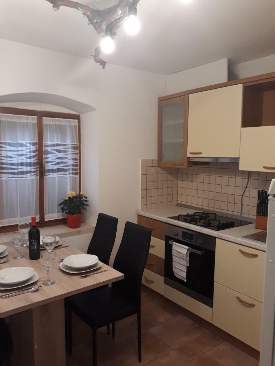 Apartment Kuca Za Odmor Luna